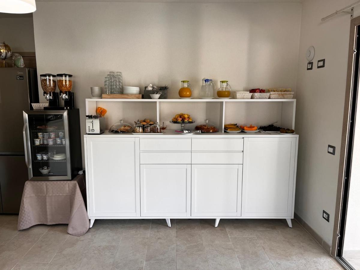 Lamefata Hotell San Teodoro  Exteriör bild